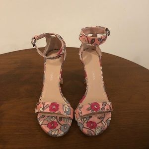 Stuart Weitzman Nearlynude sandal.
